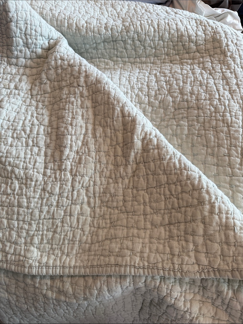Pottery barn pick-stitch textured cotton and linen quilt - 55% cotton 45% linen - Picture 5 of 6